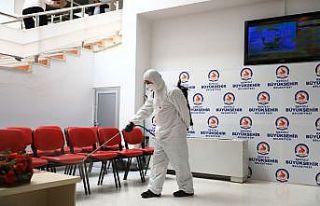 Denizli Büyükşehir Belediyesi korona önlemlerini...