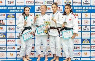Denizlili sporcular ’Avrupa Judo Kupası’nda fırtına...