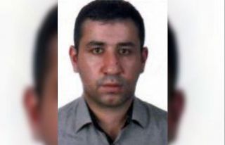 Depoda yangınında merdivenden düşen itfaiye eri...