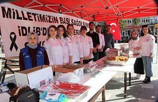 Devrek’te üniversiteli öğrenciler şehitler için...