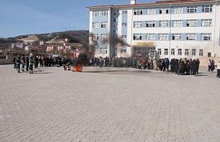 Devrek’teki okullarda yangın tatbikatı