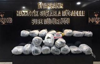 Diyarbakır’da 114 kilo esrar ele geçirildi