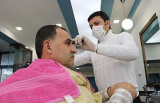 Diyarbakırlı kuaför, ‘Evde kal Türkiye’ çağrısına...