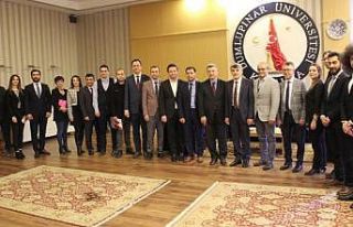 DPÜ’nün ’Mentorluk’ projesi başladı