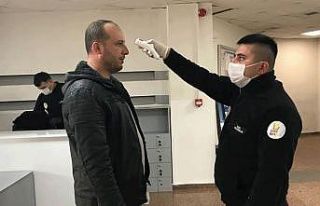 Düzce Belediyesinde ateş ölçerli önlem