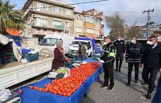 Edremit Çarşamba Pazarı’na korona virüs düzenlemesi