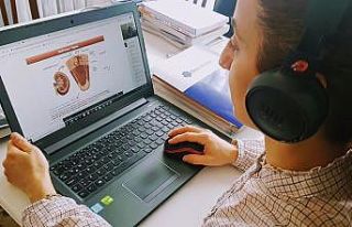 Eğitimler online devam ediyor