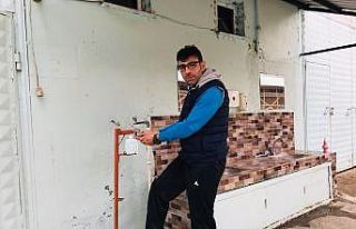 El teması olmadan dezenfektan kullanılan buluş...