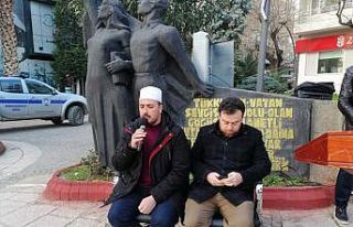 Erdek’te İdlib için anma