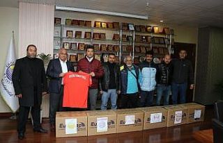 Erdemli Belediyesinden amatör spor kulüplerine destek