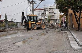 Erenler Belediyesi ekipleri alt yapı ve üst yapı...