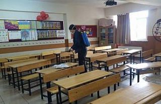 Eskişehir’de okullar koronaya karşı dezenfekte...