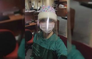 Evde üretilen kalkanlar hastaneye verildi