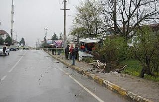 Fabrika servisi trafik kazası yaptı: 1 ölü 7 yaralı
