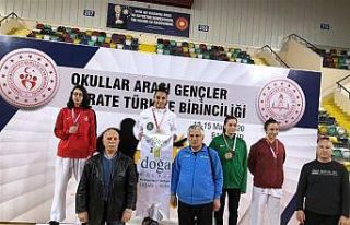 Fatma Uygur Türkiye birincisi oldu