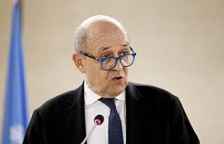 Fransa, maske arayışına girdi