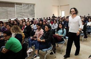 GAÜN’de stres yönetimi konulu seminer verildi