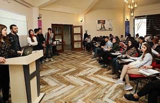 GAÜN’ün girişimci adayları bütçe yapmayı...