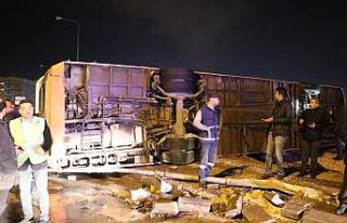 Gaziantep’te belediye otobüsü devrildi: 20 yaralı