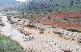Gaziantep’te sel sularına kapılan çocuk ölü...