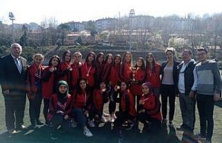 Gençler Hokey Şampiyonu Fener Anadolu Lisesi