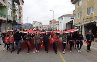 Gökçebey MYO öğrencileri şehitler için yürüdü