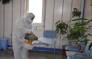 Gülüç Belediyesi her noktayı dezenfekte ediyor