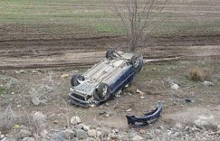 Güne giden bayanlar kaza yaptı; 1 ölü, 4 yaralı