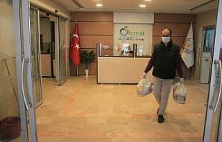 Hayat Ağacı Derneği 65 yaş üstünü unutmadı