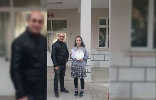 Hayvansever öğrenciler ödüllerini aldı