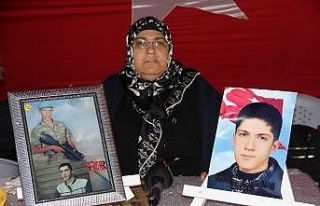 HDP önündeki ailelerin evlat nöbeti 200’üncü...