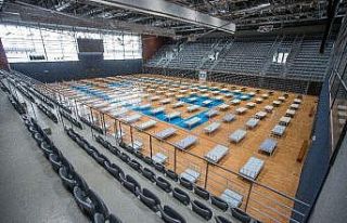 Hırvatistan, basketbol sahasını geçici hastaneye...