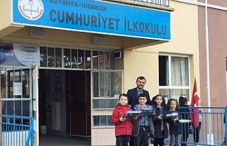 Hisarcık’ta başarılı öğrenciler ödüllendirildi