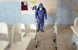 Hüyük’teki okullar koronavirüse karşı dezenfekte...