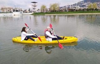 Huzurevi sakinlerinin kano keyfi