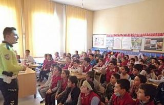 Iğdır’da öğrencilere trafik eğitimi