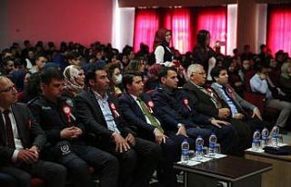 İhsaniye’de milli şair anıldı