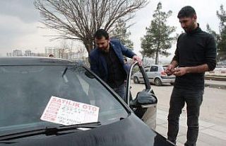 İkinci el pazarında alıcı da, satıcı da fiyatlardan...