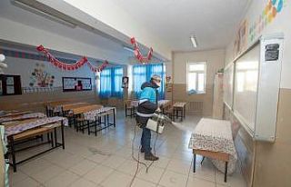 İpekyolu’nda bahar temizliği ve dezenfekte çalışması