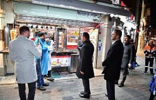 İstiklal Caddesi’nde işletmelerde korona virüs...
