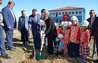 İvrindi’de fidan şenliği