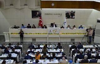 İzmir Büyükşehir Belediye Meclisinde arazi planı...