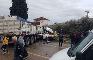 İzmir’deki korkunç kazada ölü sayısı 2’ye...