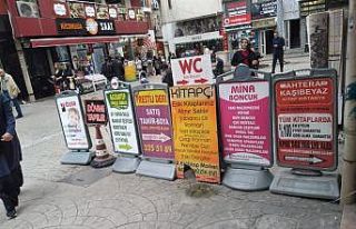 İzmit Zabıtası’ndan kaldırım işgaline sıkı...