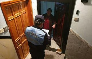 İzmit’te 65 yaş üstü emeklinin maaşı kapısına...