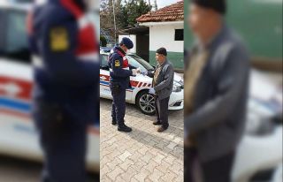 Jandarma timinden yaşlılara hizmet