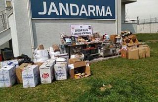 Kaçak sigara üretim yerine jandarma baskını: 1...