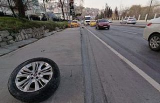 Kağıthane’de 5 aracın karıştığı zincirleme...