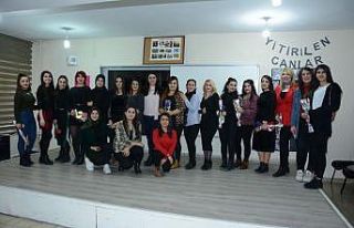 Kamer vakfı ve belediye kadınlar etkinliği düzenledi