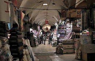 Kapalı çarşıda korona sessizliği